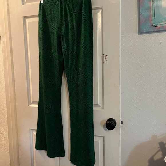 Zara bottoms - Picture 3 of 3